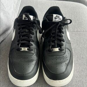 Nike Air Force 1 Men's Black Sneakers Size14